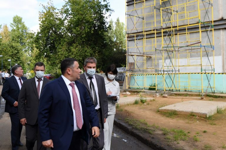 Губернатор поставил задачу качественно отремонтировать дом в Твери, где хлопнул газ