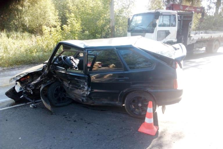 Житель Тверской области угнал машину собутыльника и разбил её