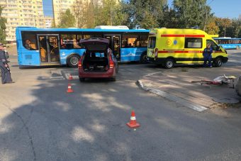 На проспекте Калинина в Твери сбили велосипедиста
