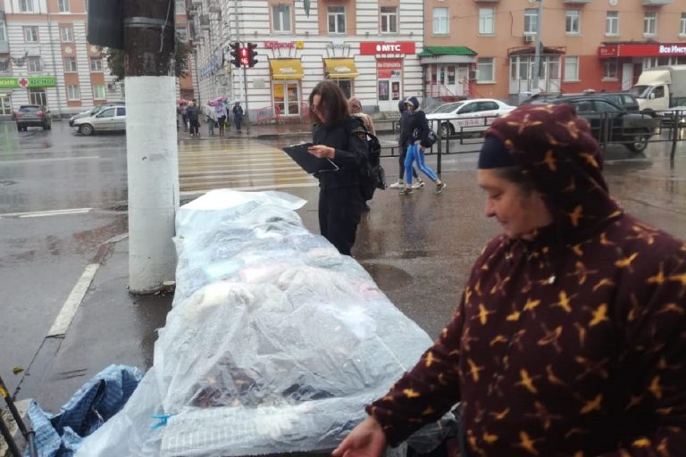 В Твери продолжаются рейды по пресечению незаконной торговли