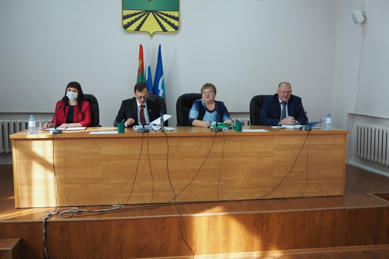 Сергей Голубев принял участие в первом заседании Оленинской муниципальной Думы