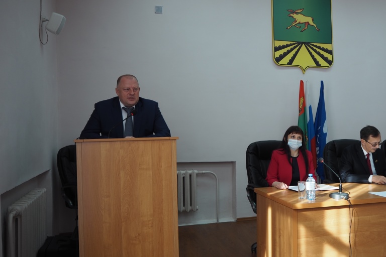 Сергей Голубев принял участие в первом заседании Оленинской муниципальной Думы