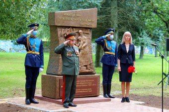 В Твери открыли памятник труженикам тыла
