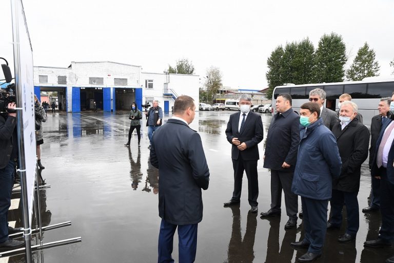 Игорь Руденя и помощник Президента РФ Игорь Левитин посетили Верхневолжское АТП