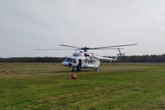 В областную больницу доставили на вертолете мужчину из Бежецка