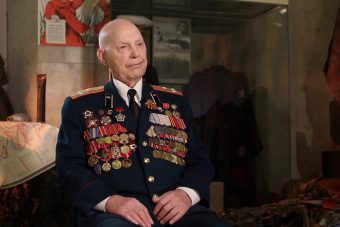 Поздравления с 95-летним юбилеем принимает фронтовик Иван Афанасьев из Твери