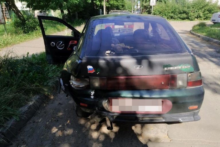 В Тверской области наказали автоледи без прав, спровоцировавшую ДТП