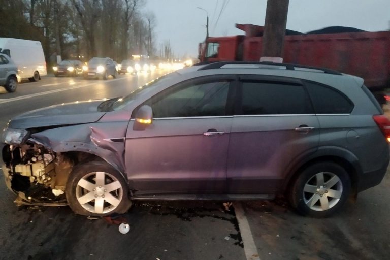 Двое взрослых и ребенок пострадали в ДТП на Московском шоссе в Твери