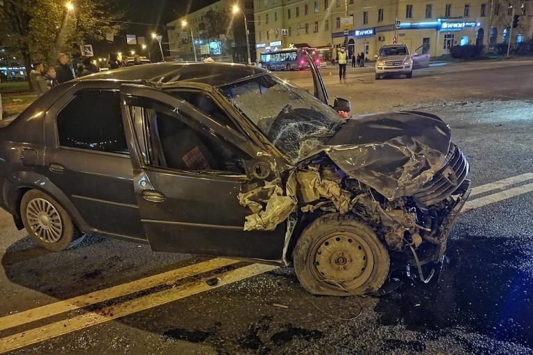 Нетрезвый водитель спровоцировал серьезное ДТП в Твери