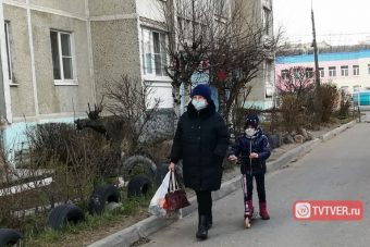 Обязательный масочный режим вводят в Тверской области с 12 октября