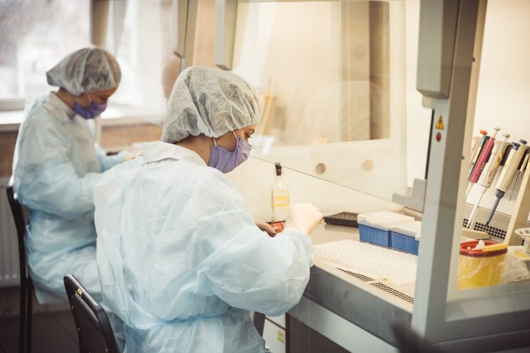 В Твери откроют новую лабораторию для исследований на коронавирус