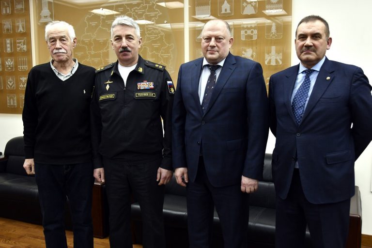 Председатель ЗС Тверской области обсудил с вице-адмиралом военно-патриотичекую работу Председатель ЗС Тверской области обсудил с вице-адмиралом военно-патриотичекую работу