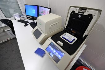 Новое оборудование лаборатории ПЦР в Твери позволяет ускорить процесс исследований на коронавирус