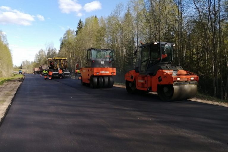 В Бежецком и Максатихинском районах отремонтируют более 40 километров дорог