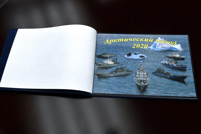 Председатель ЗС Тверской области обсудил с вице-адмиралом военно-патриотичекую работу