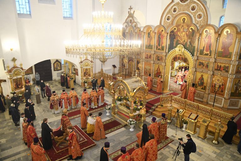 В День памяти небесного покровителя в Твери состоялась божественная литургия