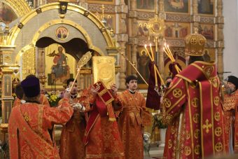 В День памяти небесного покровителя в Твери состоялась божественная литургия