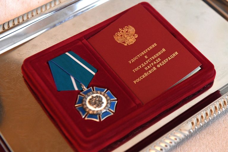 Губернатор Тверской области вручил участникам войны ордена Почёта по поручению президента