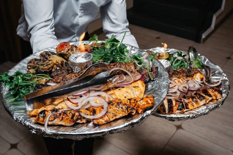 Иранская кухня и шоу-программа: корпоративы и новогодняя ночь в ресторане «Персия»