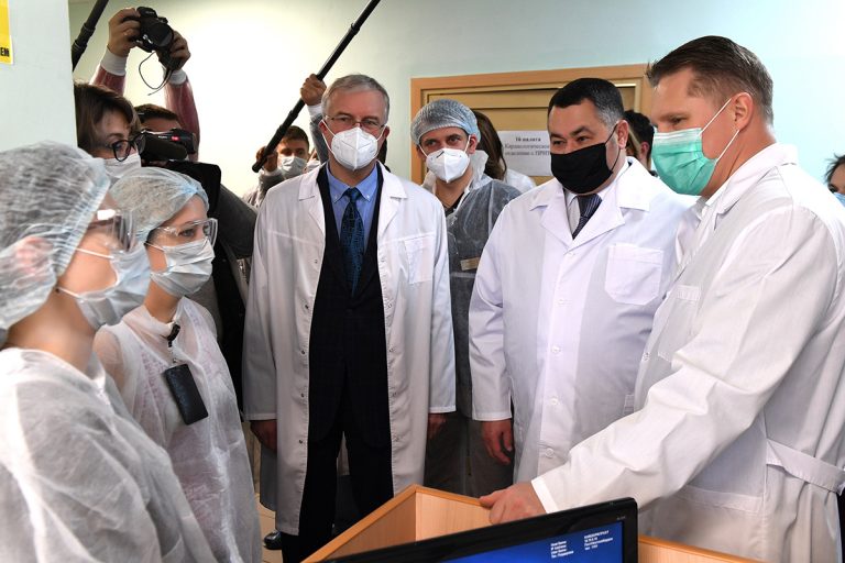 Глава Минздрава РФ посетил Областную клиническую больницу в Твери