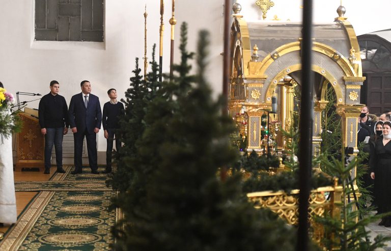 Игорь Руденя встретил Рождество Христово в Воскресенском кафедральном соборе Твери