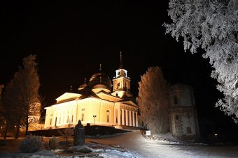 Игорь Руденя встретил Крещение Господне в Нило-Столобенской пустыни