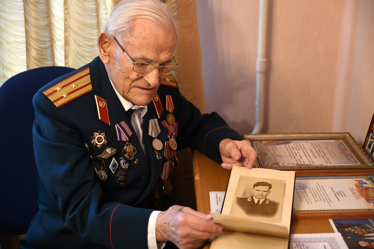 В Твери участника Великой Отечественной войны губернатор Игорь Руденя наградил орденом Почета
