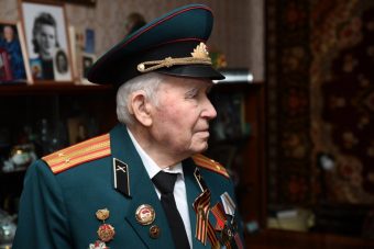 Ветеран Великой Отечественной войны Иван Овинников празднует 95-летний юбилей
