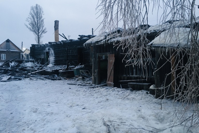 При пожаре в Тверской области погиб 38-летний мужчина