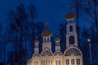 В Тверской области установили памятник затопленному городу В Тверской области установили памятник затопленному городу