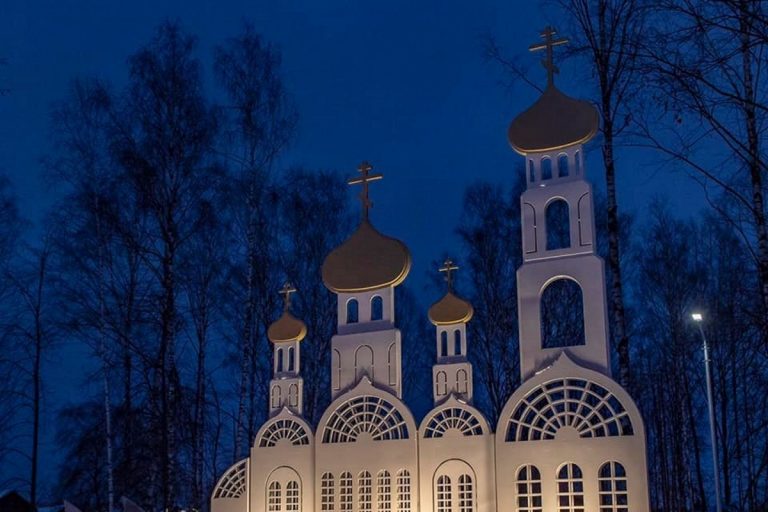 В Тверской области установили памятник затопленному городу В Тверской области установили памятник затопленному городу