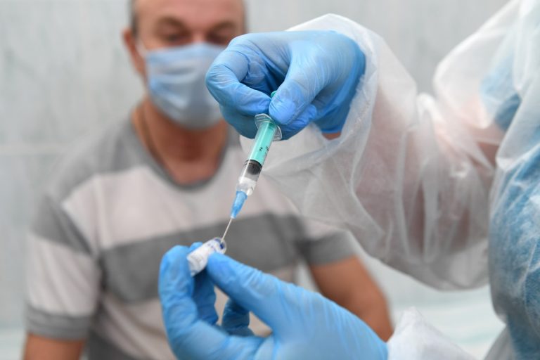 В Тверской области активно идет вакцинация против СOVID-19