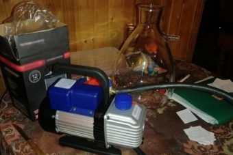 Находившийся в федеральном розыске преступник организовал нарколабораторию в Тверской области