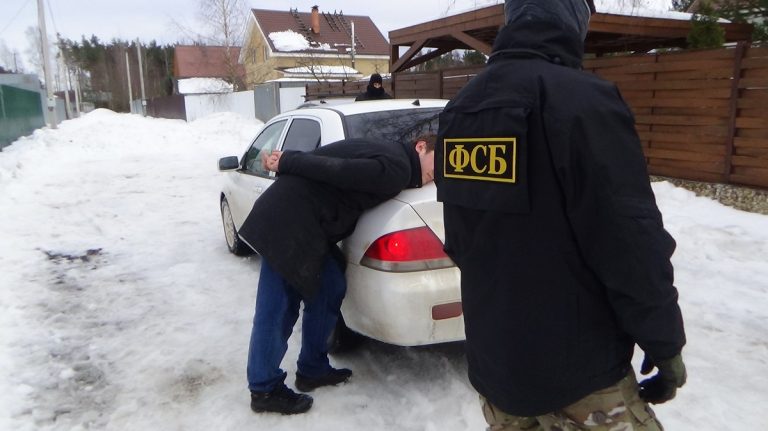 Житель Твери задержан за шантаж и вымогательство 10 млн рублей