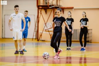 Конкурсантки «Мисс Тверь-2021» попробовали себя в профессиональном футболе