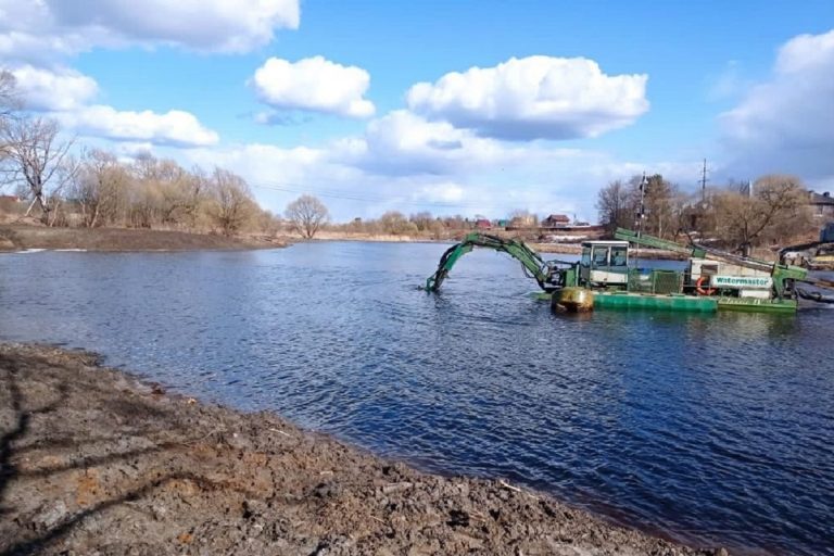 В Тверской области расчищают русло реки Кимрки