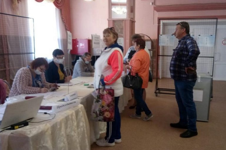 253 участка для предварительного голосования открылись в Тверской области