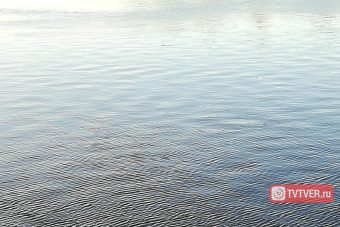 В Твери спасли тонувшего рыбака