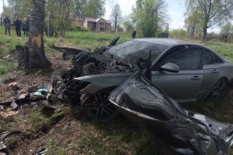 Появились фото с места смертельного ДТП в Тверской области