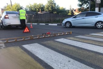 На пешеходном переходе в Твери легковушка сбила 9-летнюю девочку