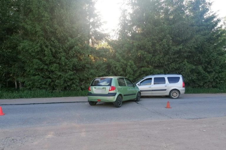 Нетрезвый водитель спровоцировал ДТП с пострадавшим в Лесном
