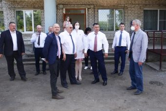 Игорь Руденя передал электрокардиограф Андреапольской ЦРБ и дал поручения относительно ремонта