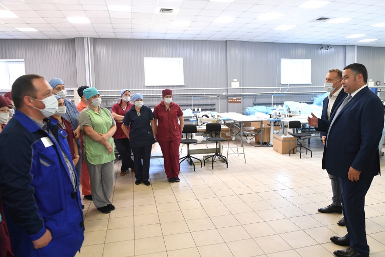 Губернатор Тверской области посетил производство медицинских изделий, поставляемых в больницы региона