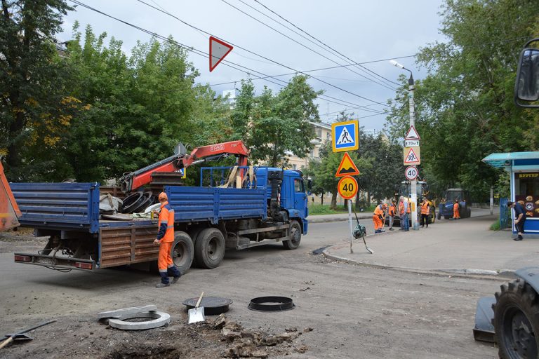 В Твери на 90% отремонтировали улицу в промзоне, попавшую в «черный список» автолюбителей