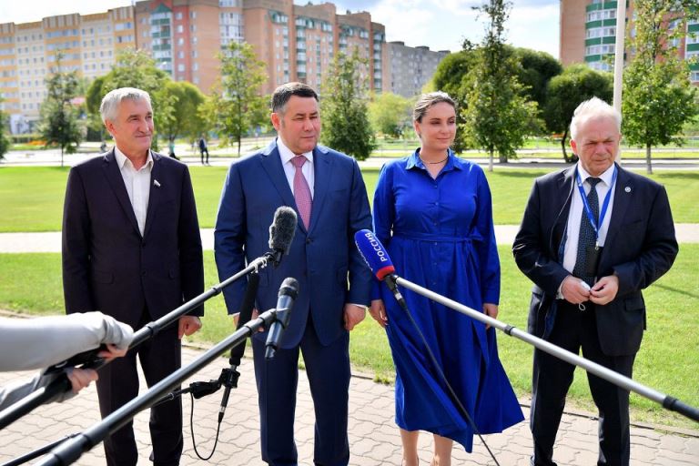 Губернатор Игорь Руденя провел встречу с жителями Удомельского городского округа