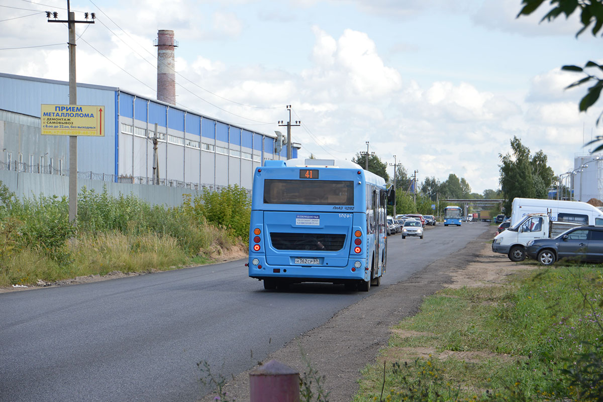 В Твери на 90% отремонтировали улицу в промзоне, попавшую в черный список автолюбителей