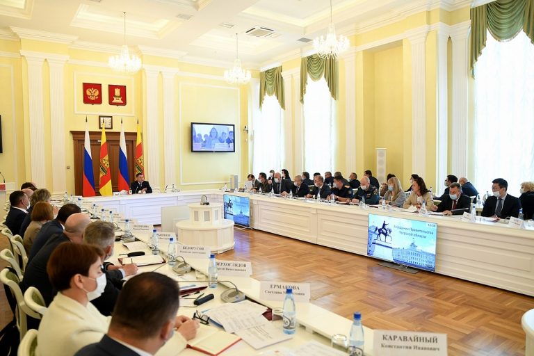 На заседании правительства Тверской области обсудили реализацию нацпроекта "Демография"
