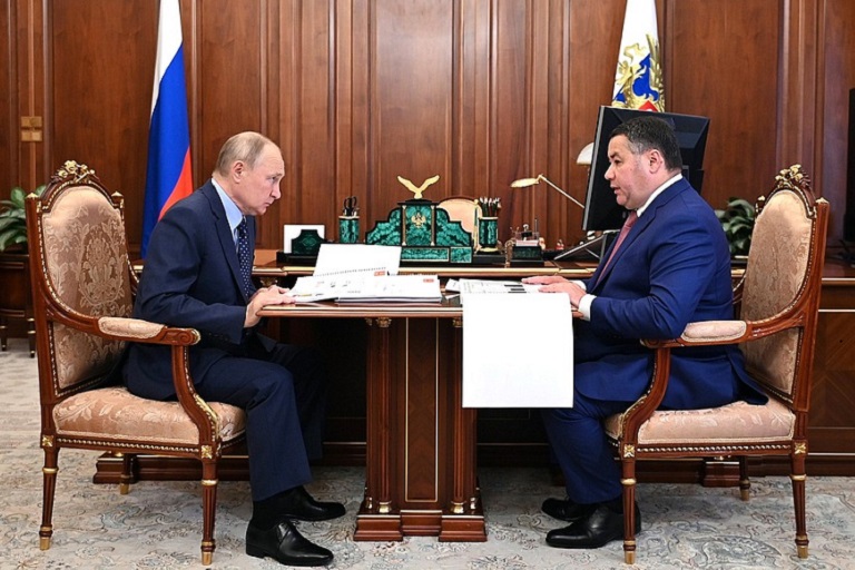 Президент РФ провел встречу с губернатором Тверской области Игорем Руденей