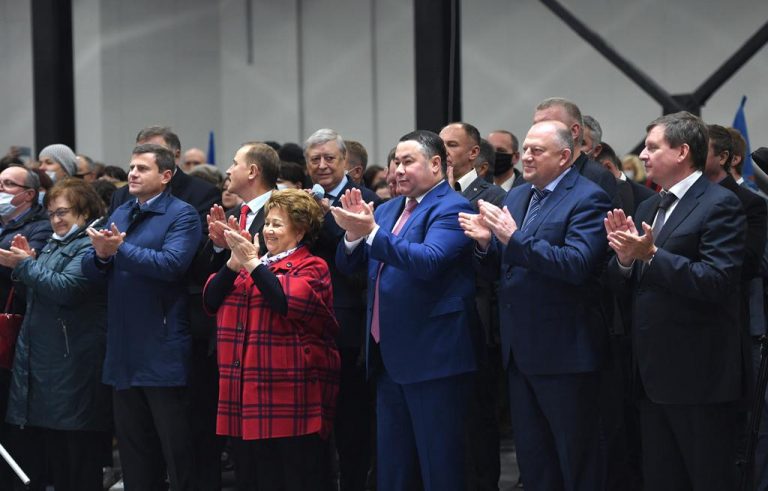 Единороссы провели в Твери акцию благодарности избирателям