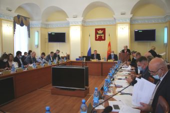 В Твери «депутатские миллионы» направят на дворы